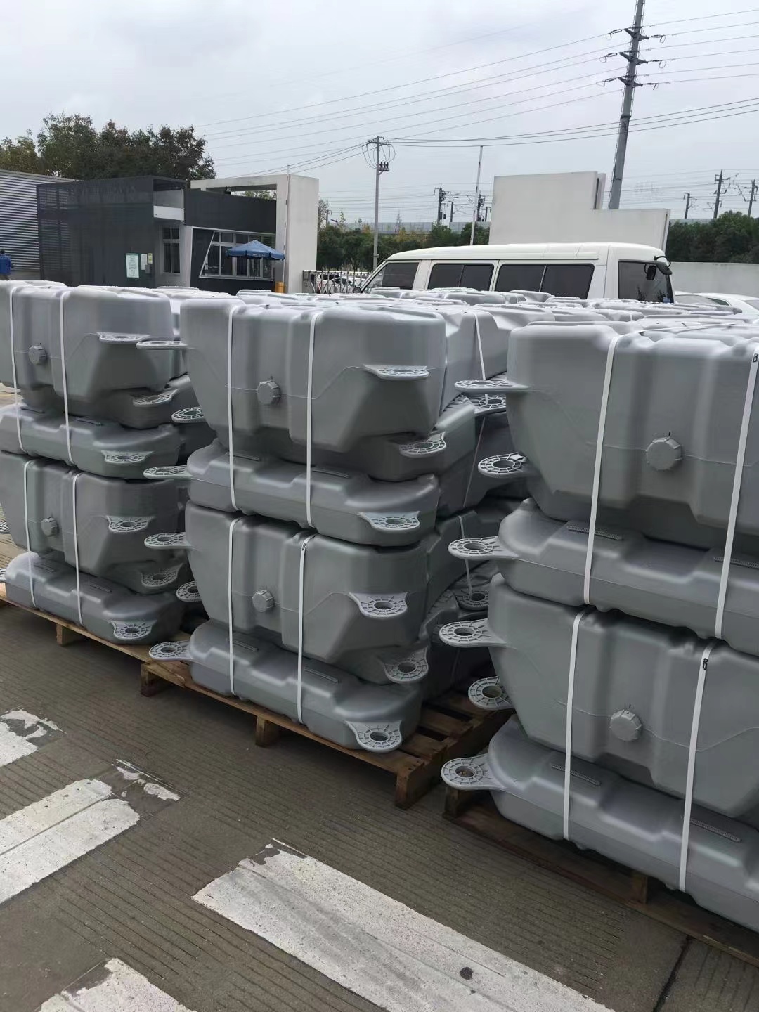 PV 플로팅 플랫폼/스파 플랫폼/반잠수 플랫폼용 Jwell 500L/1000L 블로우 성형기 